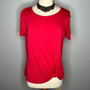 Medium women’s 24/7 Maurice’s short sleeve knot hem tee shirt